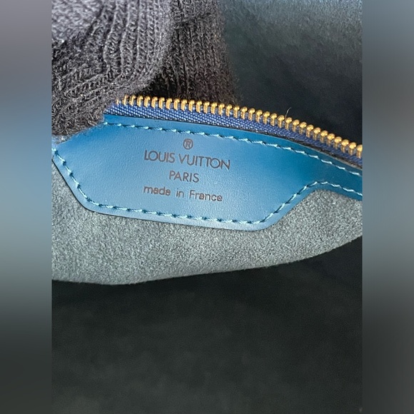 Louis Vuitton St. Jacques GM (BLUE) - Picture 11 of 16